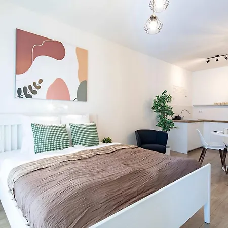 - Balcony - Comfort And Calm Hideaway Budapeşte