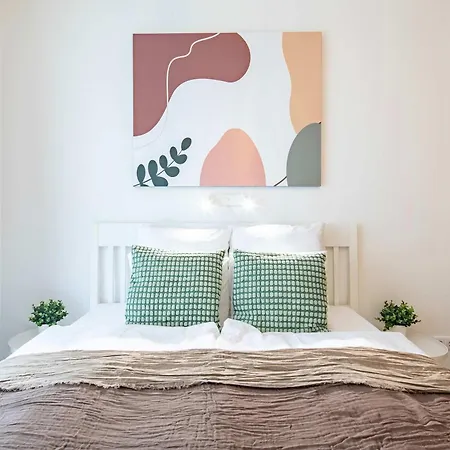 - Balcony - Comfort And Calm Hideaway Διαμέρισμα Βουδαπέστη